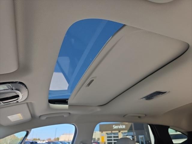 Hyundai Tucson Vehicle Full-screen Gallery Image 24