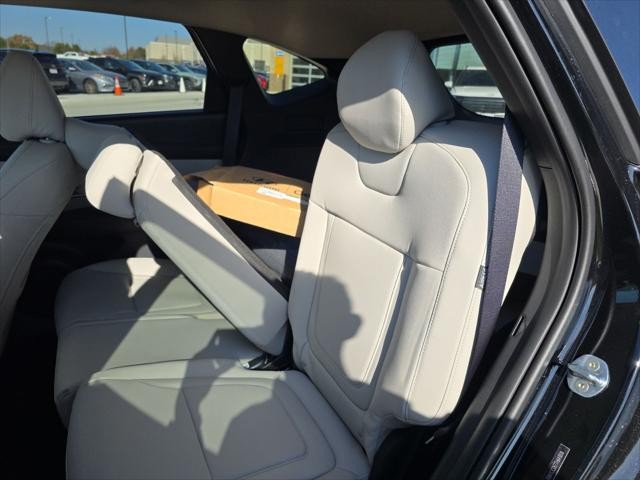 Hyundai Tucson Vehicle Full-screen Gallery Image 31