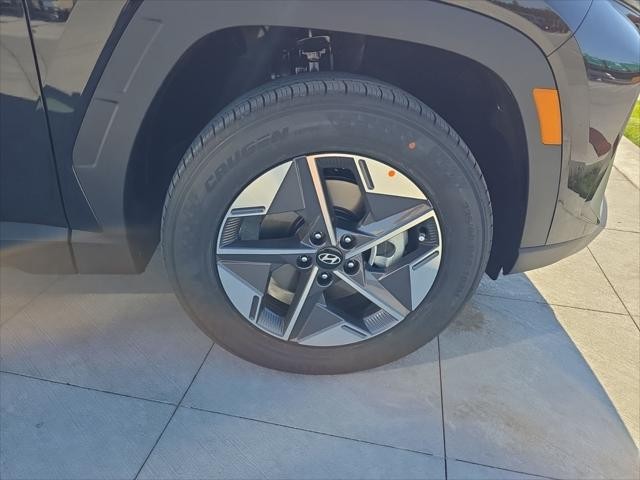 Hyundai Tucson Vehicle Full-screen Gallery Image 35