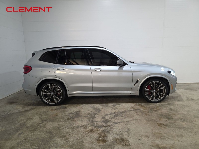 BMW X3 Vehicle Full-screen Gallery Image 04