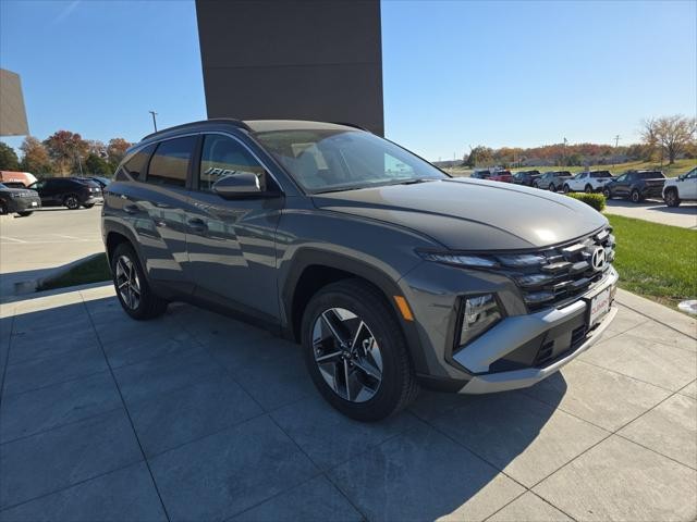 Hyundai Tucson Vehicle Full-screen Gallery Image 3