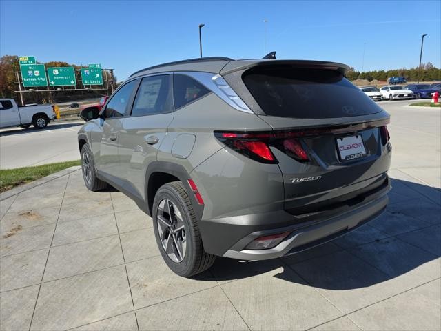 Hyundai Tucson Vehicle Full-screen Gallery Image 8