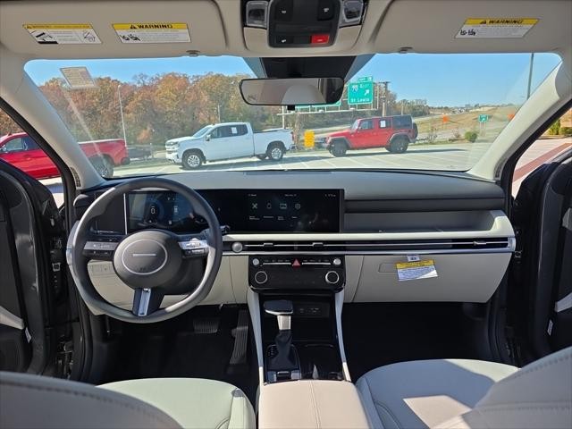 Hyundai Tucson Vehicle Full-screen Gallery Image 11