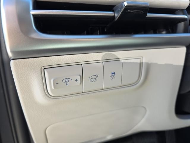 Hyundai Tucson Vehicle Full-screen Gallery Image 12