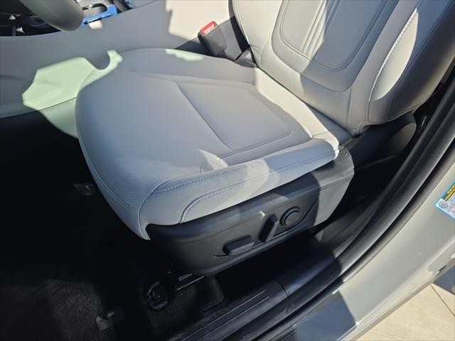 Hyundai Tucson Vehicle Full-screen Gallery Image 27