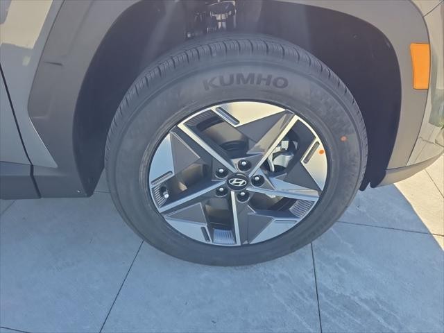 Hyundai Tucson Vehicle Full-screen Gallery Image 34