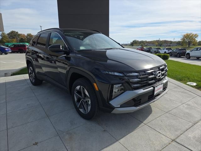 Hyundai Tucson Vehicle Full-screen Gallery Image 3