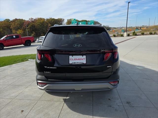 Hyundai Tucson Vehicle Full-screen Gallery Image 7