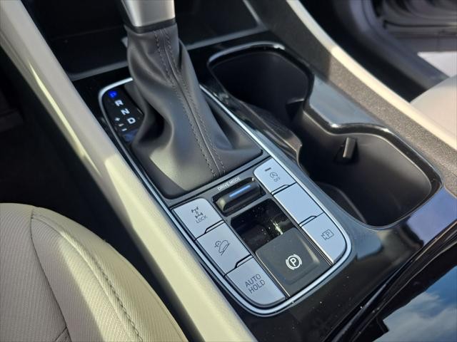 Hyundai Tucson Vehicle Full-screen Gallery Image 21