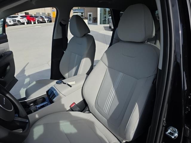 Hyundai Tucson Vehicle Full-screen Gallery Image 26