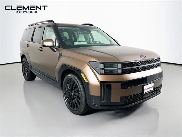 Hyundai Santa Fe Vehicle Full-screen Gallery Image 3