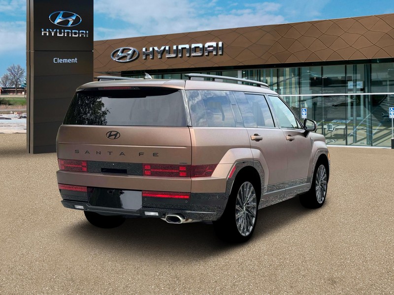 Hyundai Santa Fe Vehicle Full-screen Gallery Image 7