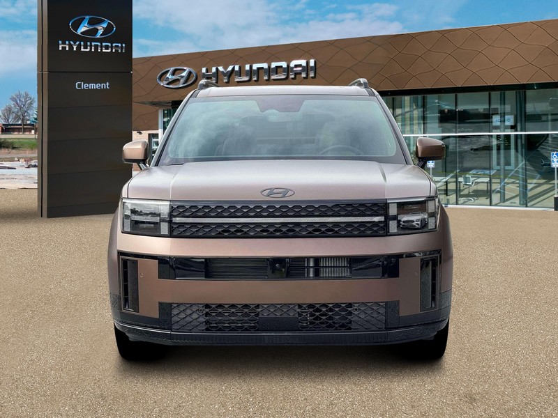 Hyundai Santa Fe Vehicle Full-screen Gallery Image 12