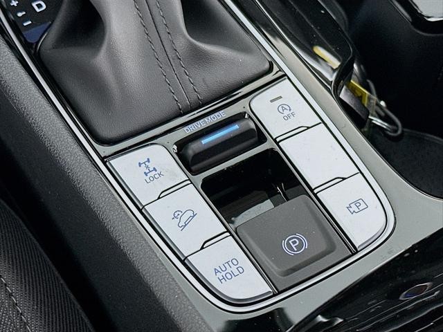 Hyundai Tucson Vehicle Full-screen Gallery Image 21