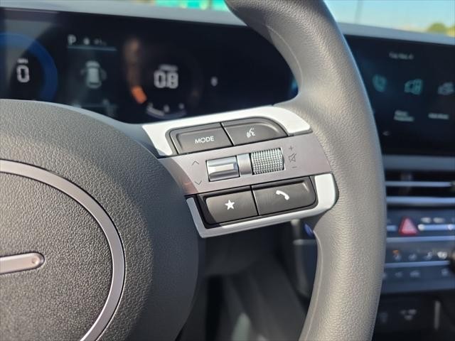 Hyundai Tucson Vehicle Full-screen Gallery Image 16