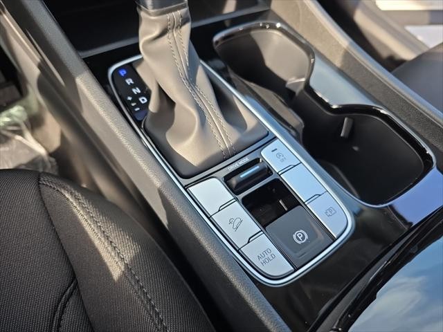 Hyundai Tucson Vehicle Full-screen Gallery Image 22