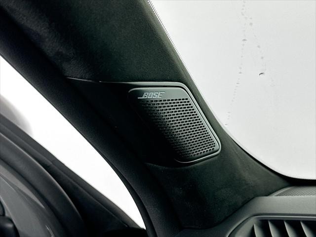 Hyundai Santa Fe Hybrid Vehicle Image 23