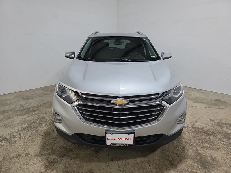 Chevrolet Equinox Vehicle Image 02