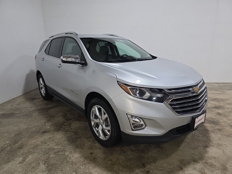 Chevrolet Equinox Vehicle Image 03