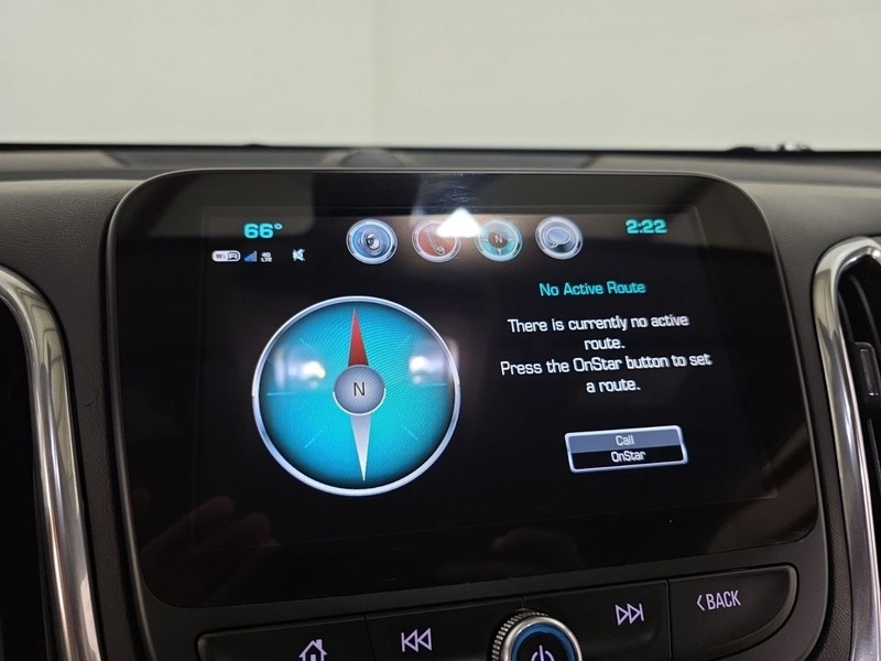 Chevrolet Equinox Vehicle Image 18