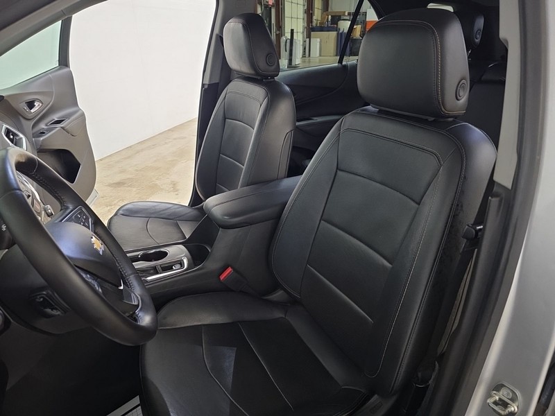 Chevrolet Equinox Vehicle Image 26