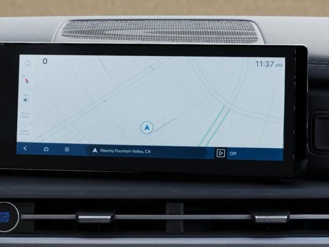 Hyundai Santa Fe Hybrid Vehicle Full-screen Gallery Image 13