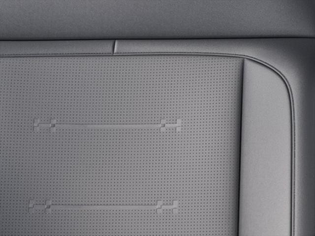 Hyundai Santa Fe Hybrid Vehicle Full-screen Gallery Image 17