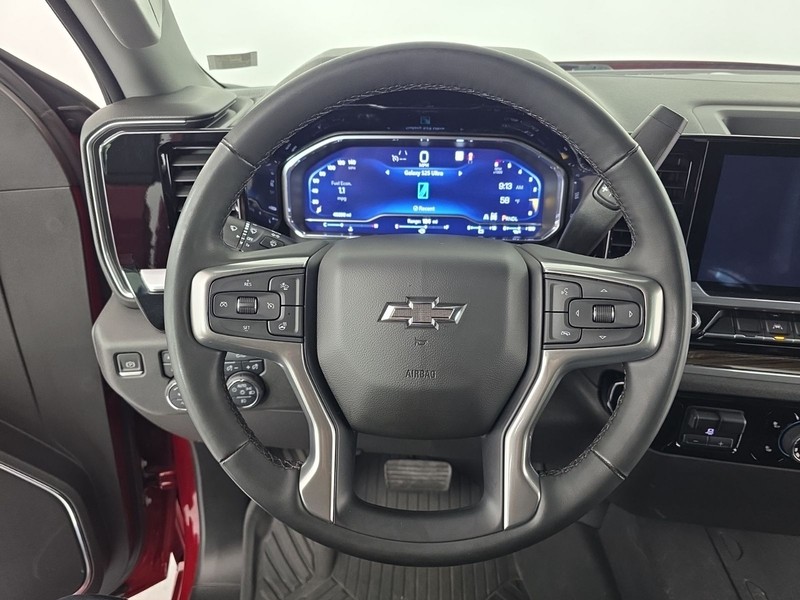 Chevrolet Silverado 1500 Vehicle Image 14