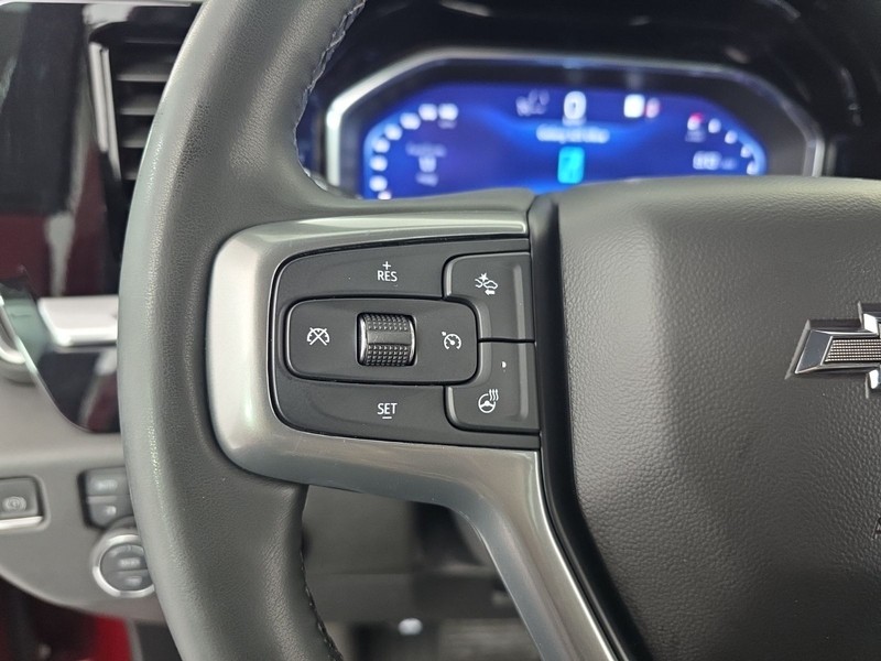 Chevrolet Silverado 1500 Vehicle Image 16