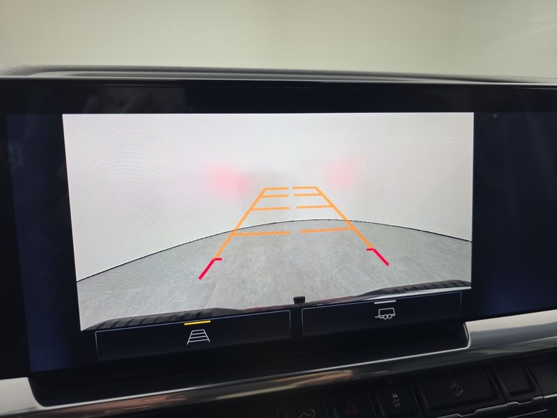 Chevrolet Silverado 1500 Vehicle Image 22