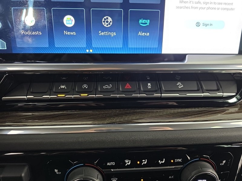 Chevrolet Silverado 1500 Vehicle Image 24