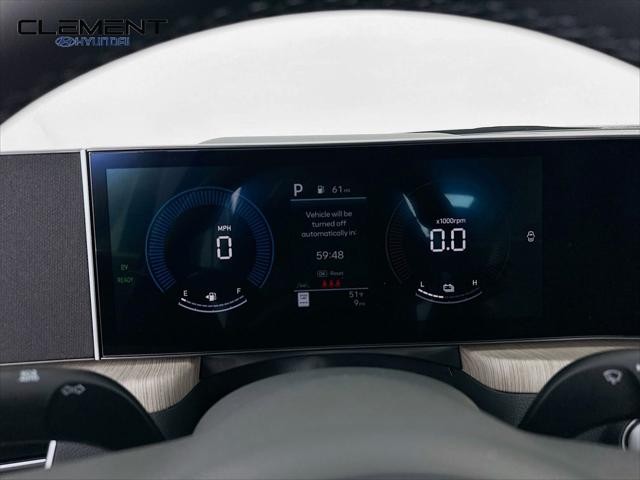 Hyundai Sonata Hybrid Vehicle Full-screen Gallery Image 16