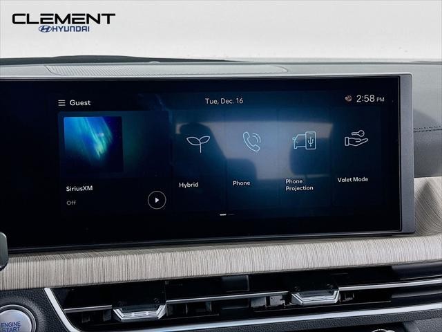 Hyundai Sonata Hybrid Vehicle Full-screen Gallery Image 17