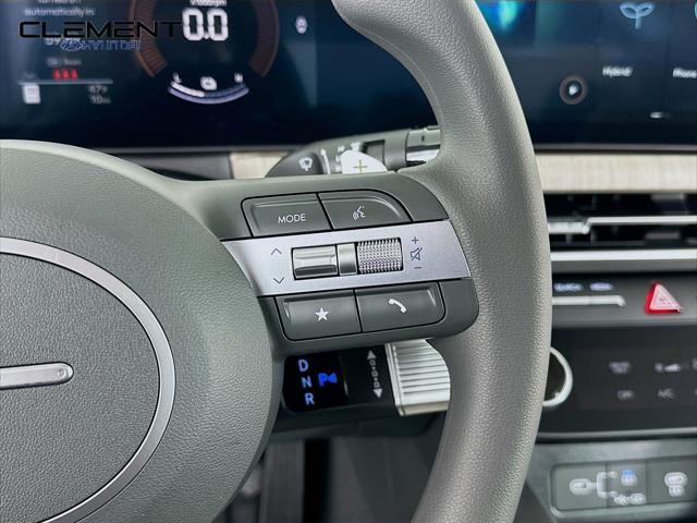 Hyundai Sonata Hybrid Vehicle Full-screen Gallery Image 15