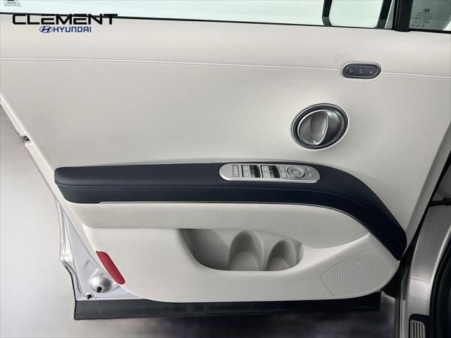 Hyundai Palisade Vehicle Full-screen Gallery Image 25