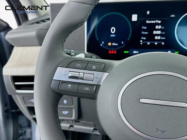 Hyundai Sonata Hybrid Vehicle Full-screen Gallery Image 14