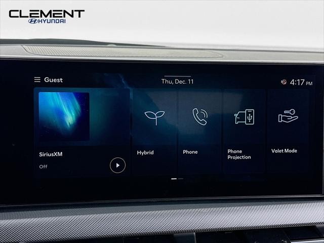 Hyundai Sonata Hybrid Vehicle Full-screen Gallery Image 17