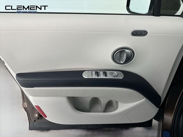 Hyundai Palisade Vehicle Full-screen Gallery Image 25