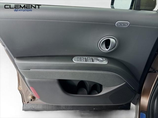 Hyundai Palisade Vehicle Full-screen Gallery Image 25