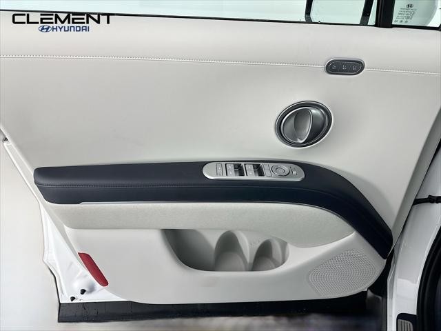 Hyundai Palisade Vehicle Full-screen Gallery Image 25