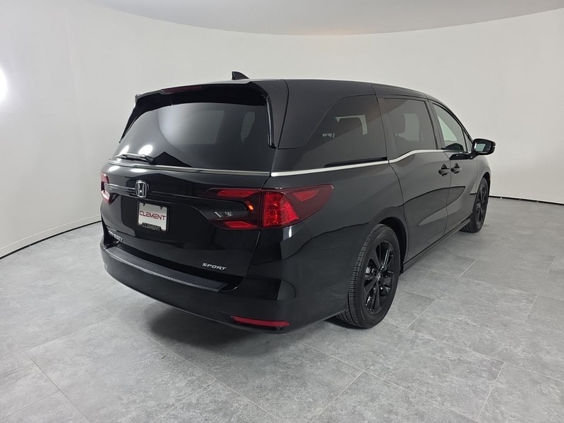 Honda Odyssey Vehicle Full-screen Gallery Image 6
