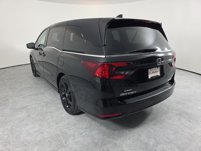 Honda Odyssey Vehicle Full-screen Gallery Image 8