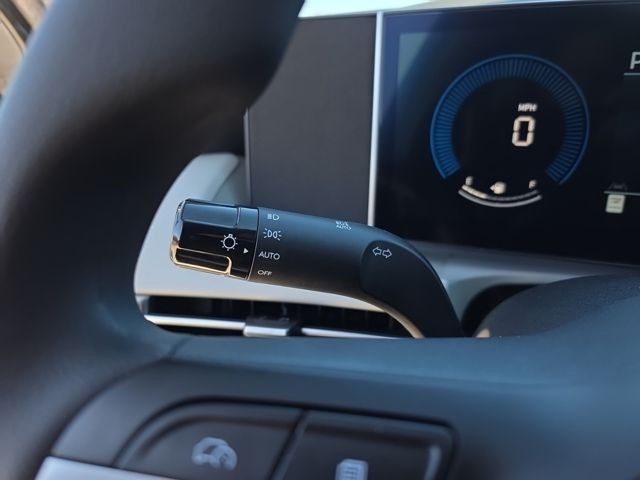 Hyundai Tucson Vehicle Full-screen Gallery Image 13