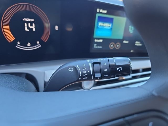 Hyundai Tucson Vehicle Full-screen Gallery Image 14