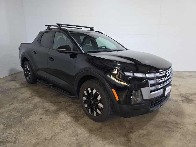 Hyundai Santa Cruz Vehicle Full-screen Gallery Image 3