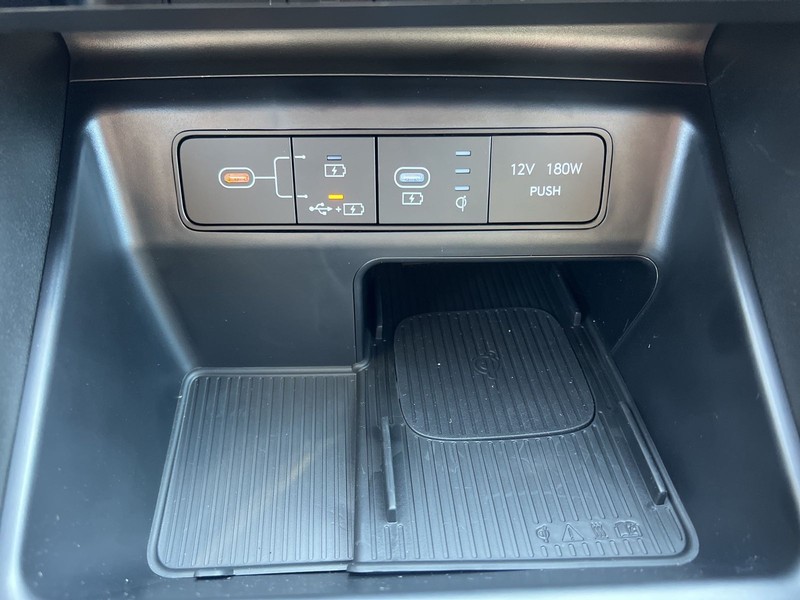 Hyundai Santa Cruz Vehicle Full-screen Gallery Image 19