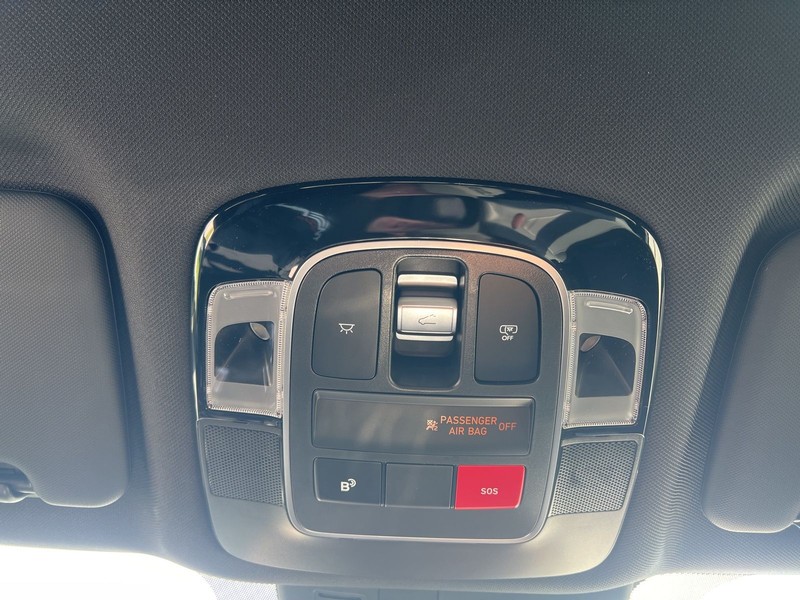 Hyundai Santa Cruz Vehicle Full-screen Gallery Image 23