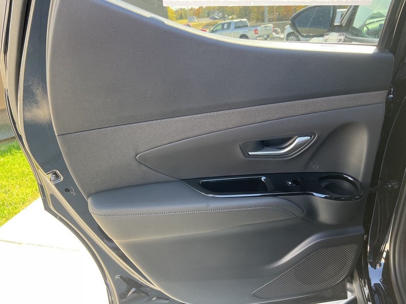 Hyundai Santa Cruz Vehicle Full-screen Gallery Image 36