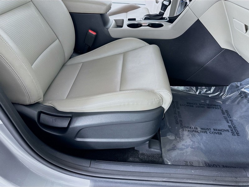 Kia Sportage Vehicle Full-screen Gallery Image 32