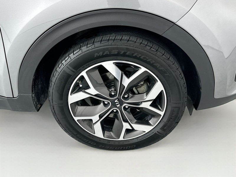 Kia Sportage Vehicle Full-screen Gallery Image 35